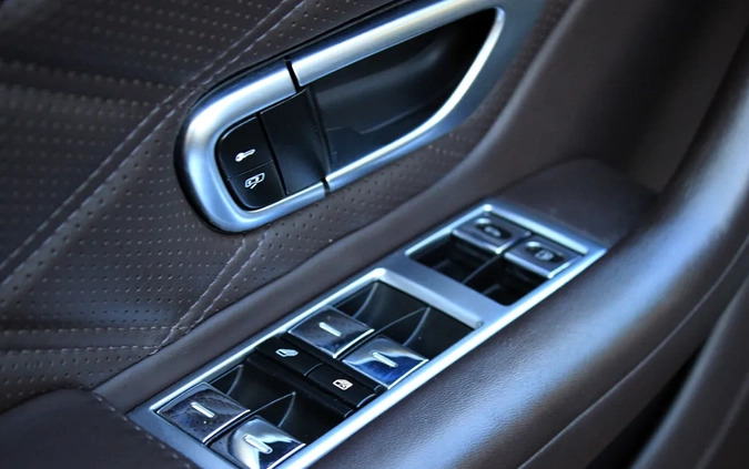 Bentley Continental GT cena 239900 przebieg: 167800, rok produkcji 2013 z Kołaczyce małe 301